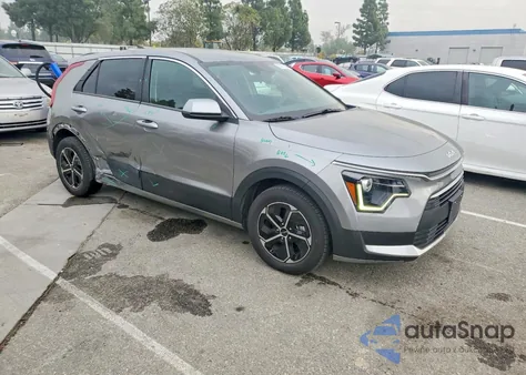 2023 Kia Niro Lx z USA, uszkodzony, nr VIN KNDCP3LE2P5069996
